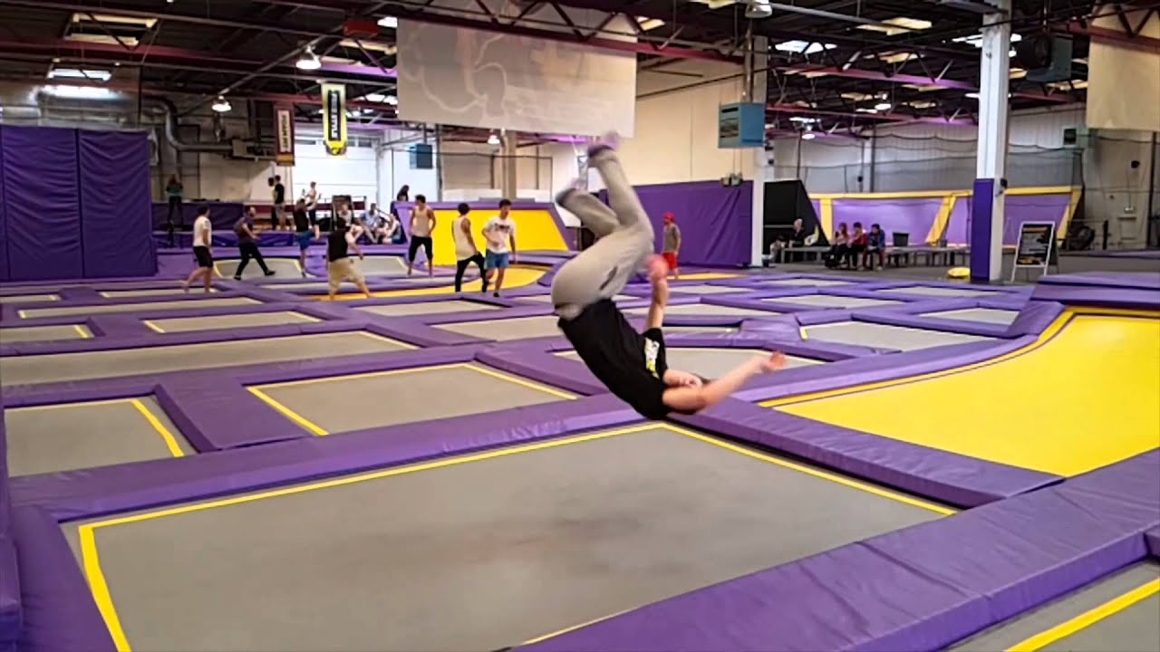 INSANE TRAMPOLINE PARK | Doovi