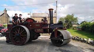 Burrell Road Roller leaving the pub