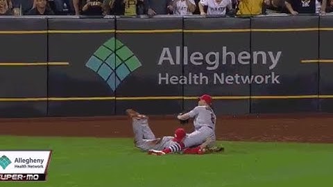 Slow Motion Video Of Cardinals OF Stephen Piscotty