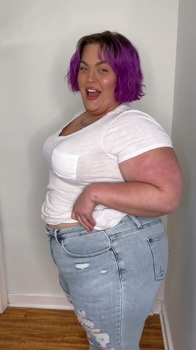 Do TikTok’s VIRAL jeans work for PLUS SIZE girlies? #plussize #loeylane #shorts