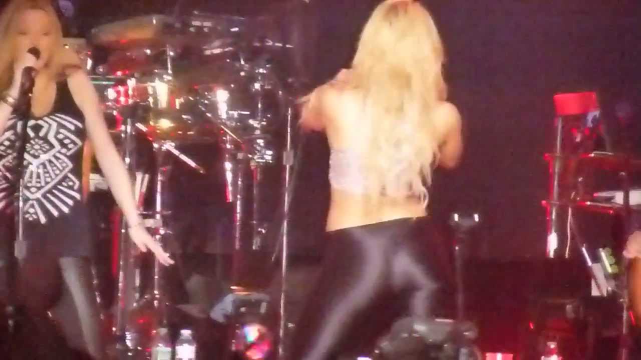 perfume part crossword Shakira - Gordita (Frankfurt, Festhalle- The Sun Comes Out Tour - Front Row HD)