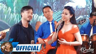 Video thumbnail of "Quang Lập & Lê Tiểu Thúy - Chuyện Tình Không Dĩ Vãng (Official MV)"