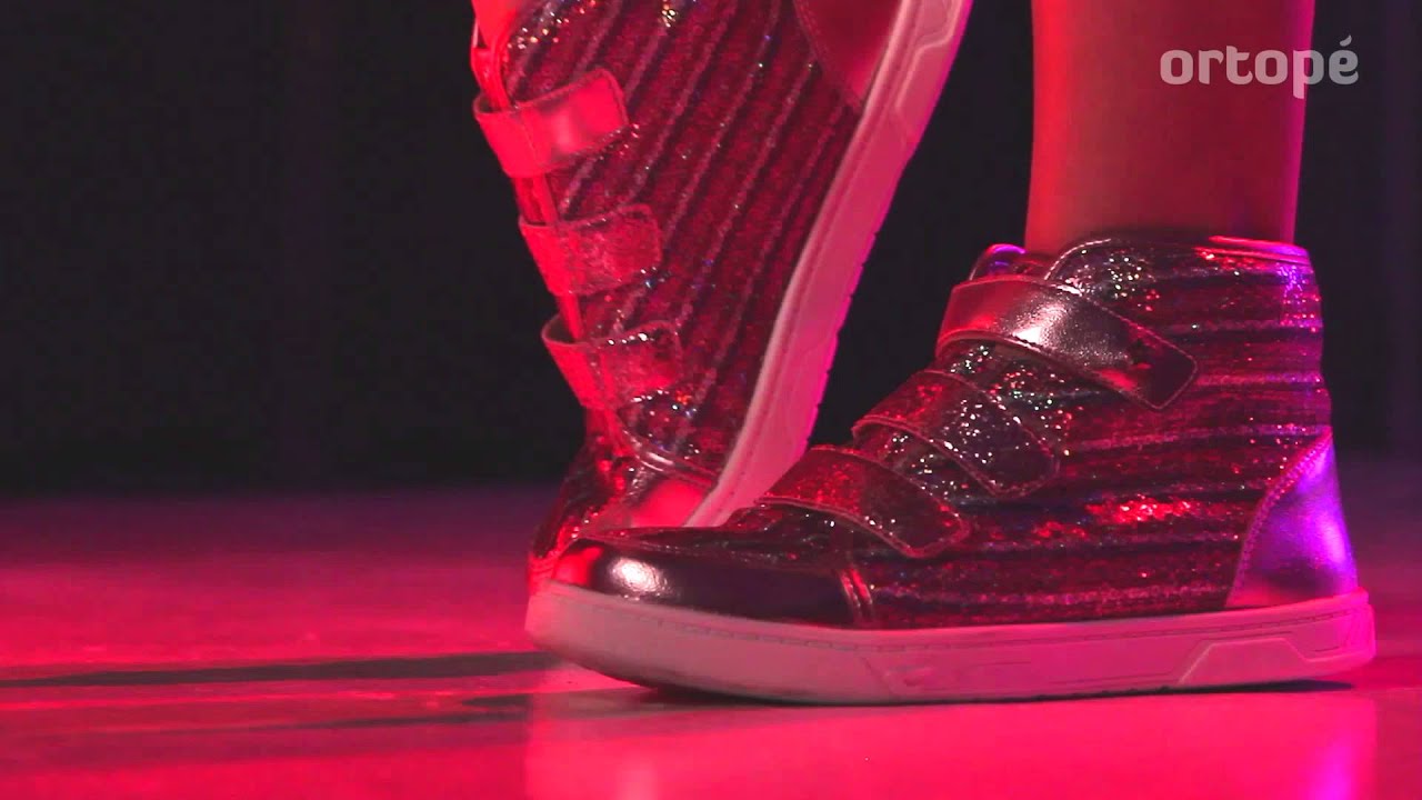 Larissa Manoela - Making Of Comercial Coleção Exclusiva