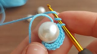 Super Easy Crochet Knit with a Pearl - Tığ İşi İnci İle Yapılan Örgü Modeline Bayılacaksınız