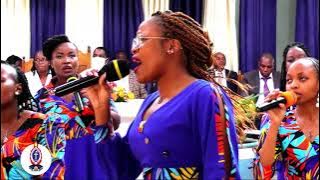 Uinuliwe Yesu Wewe Mwema | Habitual Praisers