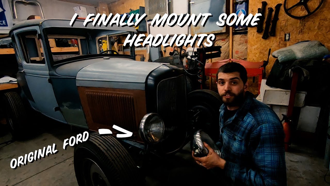 Traditional Hot Rod : Hood and Headlights