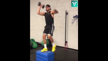 Single leg deadlift to step up shoulder press
