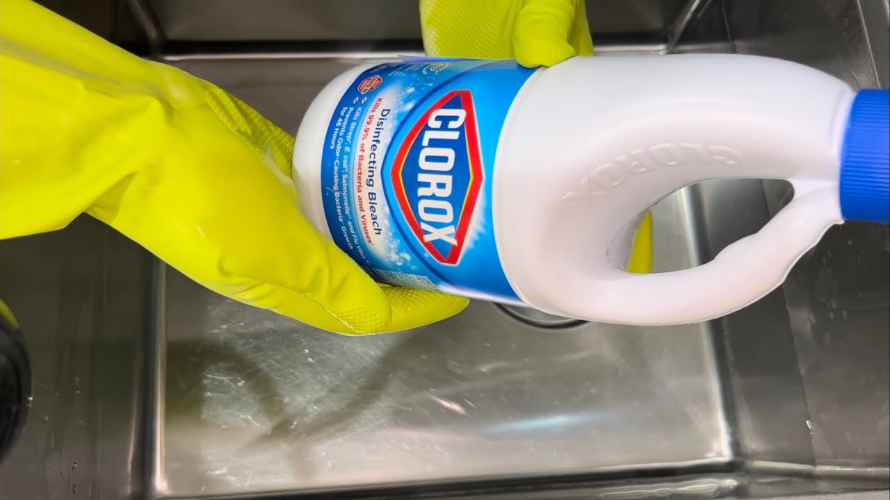 Quick Sponge Rinse ASMR w/ Clorox Bleach Relaxing and Satisfying ASMR