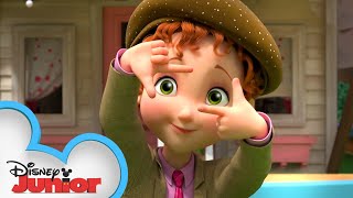 Nancy Makes a Movie 🍿 | Fancy Nancy | @disneyjunior