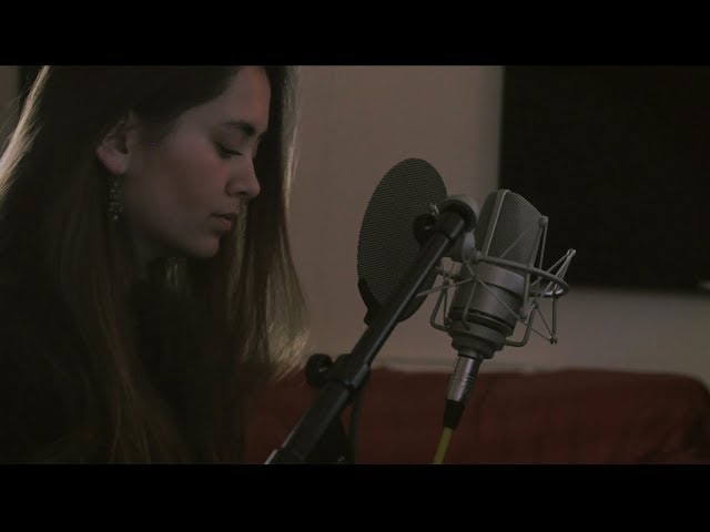 Jasmine Thompson - This Year's Love