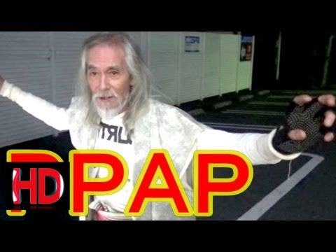 深夜のコンビニで絡まれた変なオヤジにＰＰＡＰ踊ってもらったら放送事故だったｗｗｗｗ　（ PPAP　Pen-Pineapple-Apple-Pen/PIKO-TARO オヤジカバー )