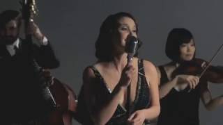 Ochi chernye and Moscow Nights By Carte Blanche Jazz Band Resimi