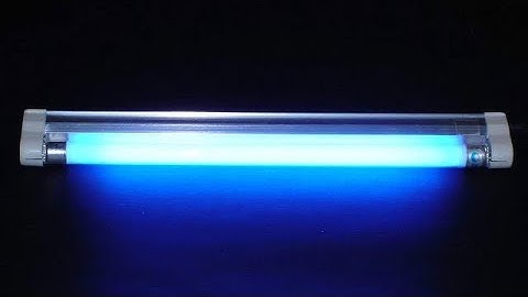 How To Make Fluorescent Lights In Blender