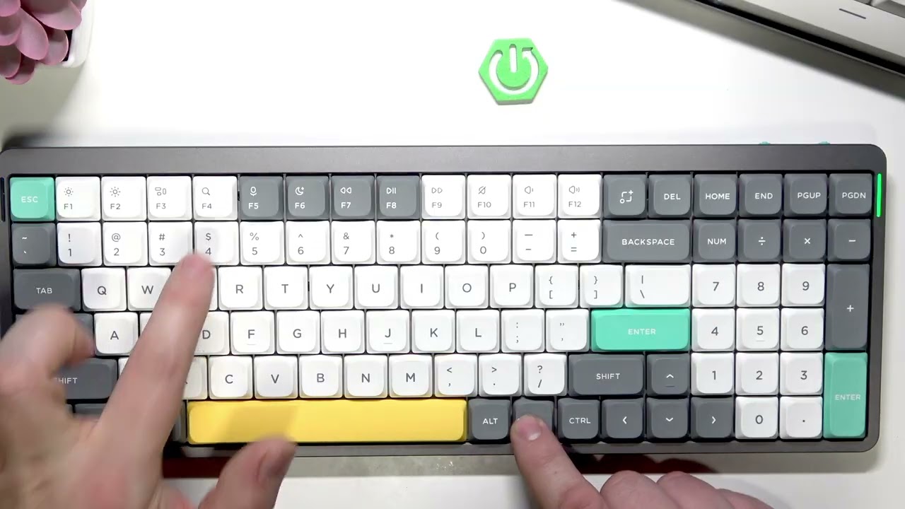 NuPhy Air96 V2 – How to Select 2.4GHz Connection - YouTube