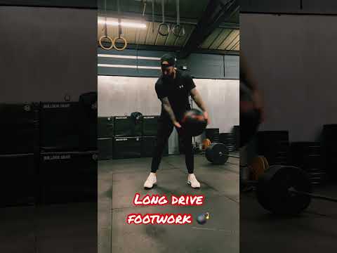 THAT FOOTWORK 💯 LINKS STRAIGHT INTO THE SWING WHERE THE EXTRA ‘#WADDLE’ MEANS EXTRA DISTANCE 💣