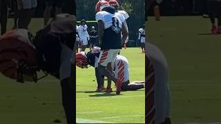 Ja’Marr Chase Injured at Bengals Practice
Cincinnati Bengals star wide receiver JaMarr Chase left practice early Tuesday after appearing to injure his left knee.
Chase landed awkwardly following a deep route against DJ Turner, and immediately reached for his left knee: https://tinyurl.com/2ec3nkje
Stay up to date with our social media:
WKRC on Facebook: https://www.facebook.com/WKRCTV/
WKRC on Twitter: https://twitter.com/Local12
WKRC on Instagram: https://www.instagram.com/local12wkrc/?hl=en
WKRC on TikTok: https://www.tiktok.com/@local12wkrc?lang=en
Subscribe to WKRC on YouTube: https://www.youtube.com/channel/UC673WfesrYoCgG9VsekGlEQ/?sub_confirmation=1
For more information, visit https://www.local12.com/
Download the WKRC News app: https://local12.com/station/news-app
Download the WKRC Weather app: https://local12.com/weather/weather-app
Have a news tip? Send it directly to us:
Email us: local12@local12.com
Call the Newsroom: 513.421.6872
WKRC is an OH based station and a CBS Television affiliate owned and operated by Sinclair Broadcast Group, Inc. Sinclair Broadcast Group, Inc. is one of the largest and most diversified television broadcasting companies in the country today.
#WKRC #LOCAL12 #cincinnati #news #cincinnatinews
This video and all Sinclair Broadcast Group content archives of local news and sports coverage are available for your use. For more information contact us at contentsales@sbgtv.com Ja’Marr Chase Injured at Bengals Practice