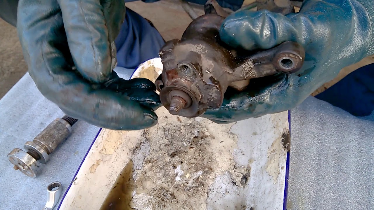 Ремонт тормозной системы задней оси автомобиля Citroen C8