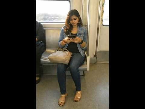 Drawing stranger girl in metro epic reaction !😳