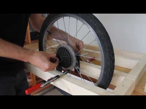 Самодельный прицеп для велосипеда из дерева (часть1).