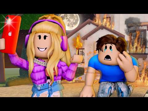 His Girlfriend RUINED His LIFE For VIEWS! (A Roblox Movie)