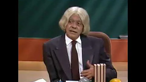 Em que ano passou a Escolinha do Professor Raimundo?