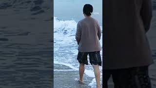 ??❤️ Take a walk with your beloved mother on this beach shorts clips mother