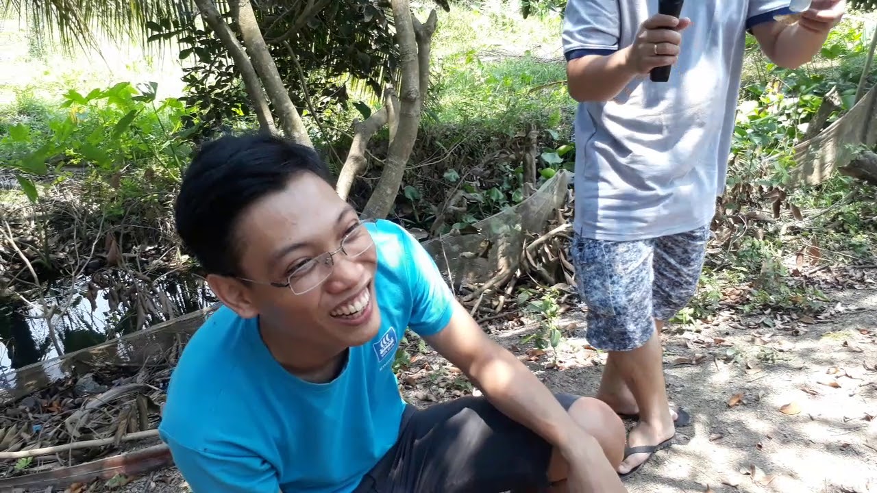 Về miền tây du lịch, nướng cá lóc ăn tại trận và cái kết