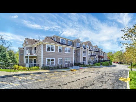 100 Woodcrest Ln, Mt Kisco, NY home video tour