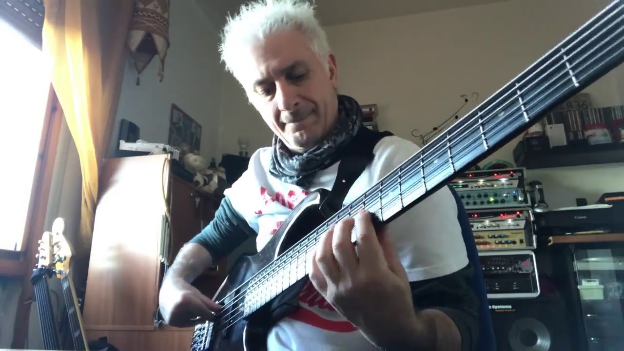 Manuel Muzzu plays Magnetics™ J45A set