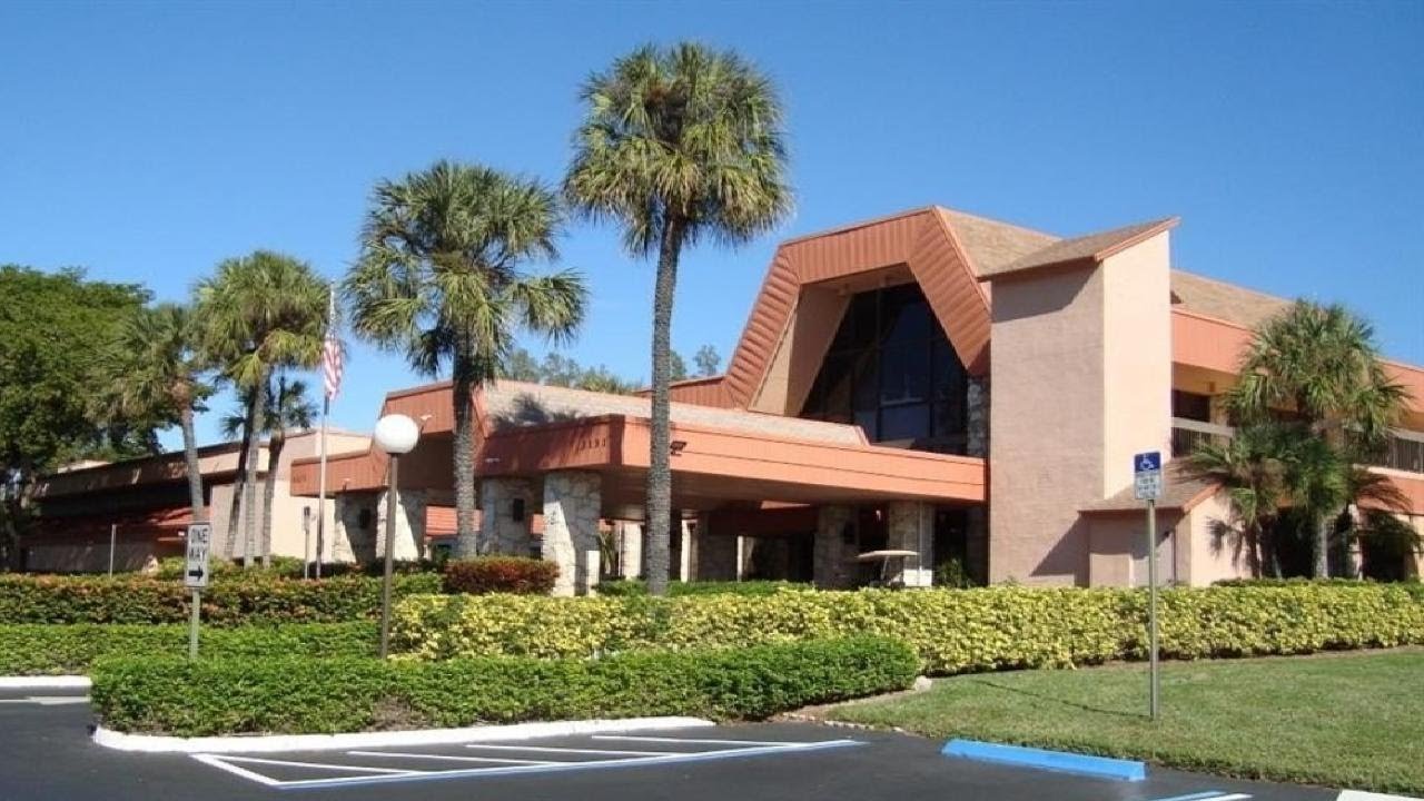 3120 Holiday Springs Blvd, Margate, FL Presented by Delroy Wallace.