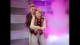 Kylie Minogue & Jason Donovan - Especially For You - TOTP - 1989 [Remastered]