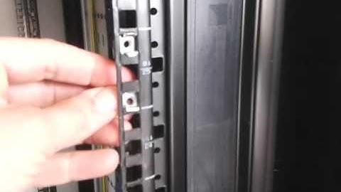 DK 19"-Montageclips 1HE (M5) (1HE Kooimoer)