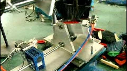 WanXingDa CNC 4-axis  2 Head Broom Tufting Machine, Staple Type