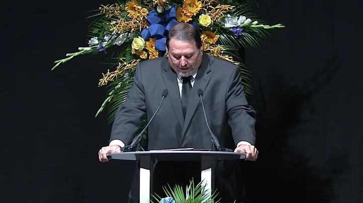 Pastor Mark Petty delivers eulogy at funeral for I...