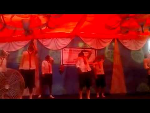 Expressionless dance on Bollywood songsfunniest group dancecgbibt2