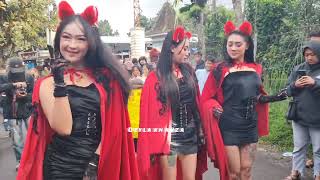 Barisan karnaval paling viral,pasukan vampir seksi ft ED audio karnaval desa pujon lor