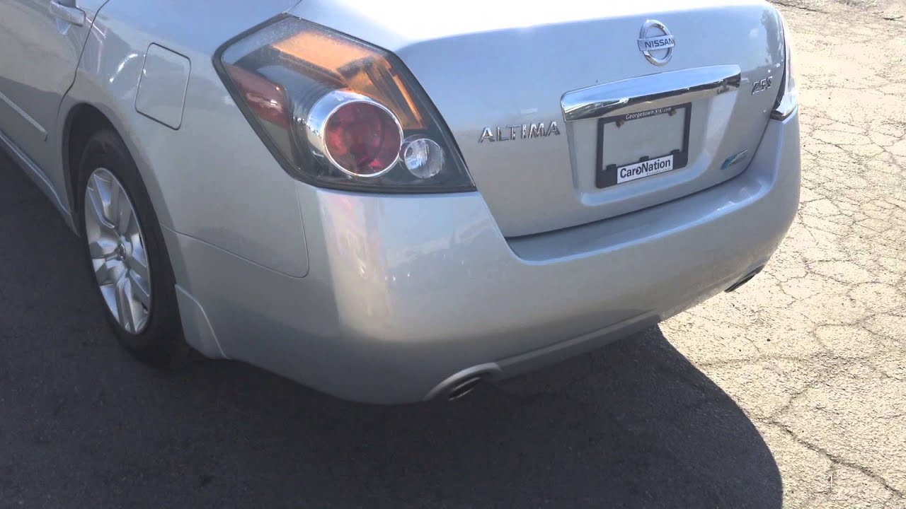 Nissan Altima: Cleaning Nissan Altima: Cleaning
