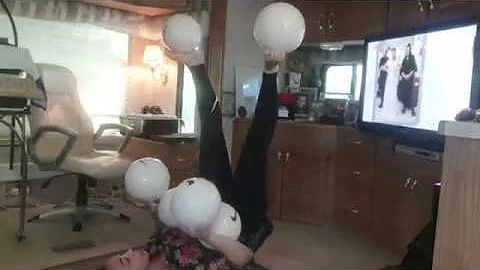 Kimberly Lester Footjuggler 6 Footballs