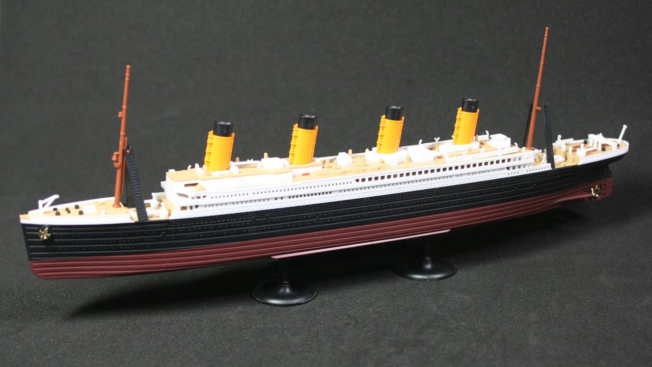 外箱傷み・内部一部開封 R.M.Sタイタニック. Ln217 R.M.S. タイタニック | 株式会社 ハセガワ