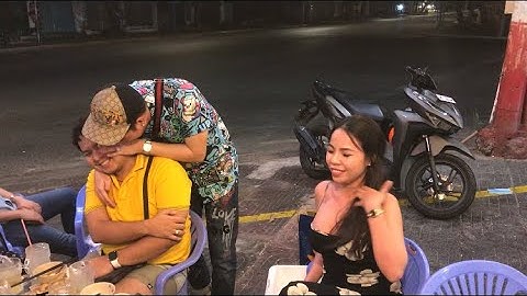 KU VÀNG ôm hun người đẹp DIVA VIỆT  THY tại vũng tàu  và ngẫu hứng hát nhạc cùng TRIỆU VY CỰC HAY