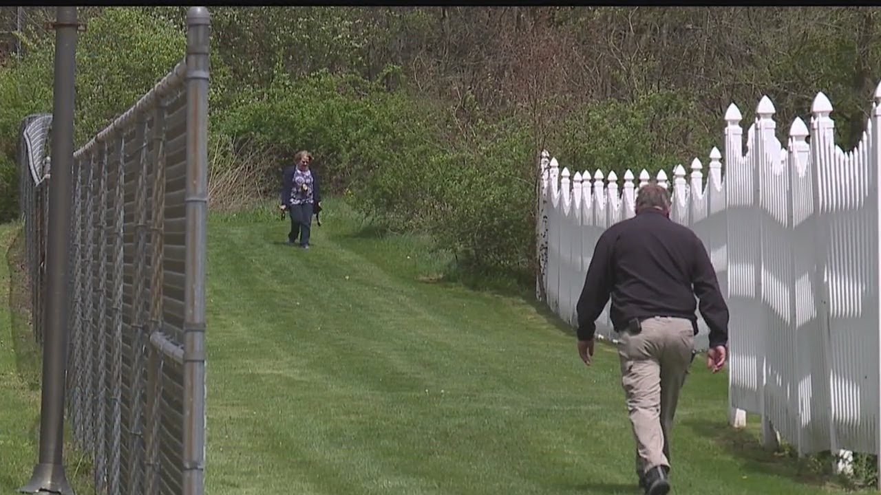 Police investigating after sewer workers find body in Masury YouTube