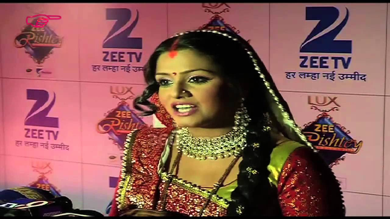 Kaala Teeka Star Manjiri aka Daljeet Kaur Bhanot at Zee Rishtey Awards 2015