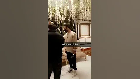 My husband spotting Atif Aslam at a wedding | PC Hotel | Pearl Continental | Atif Aslam |