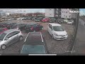 Nadzorna kamera s parkinga u Zagrebu zabilježila trenutak potresa