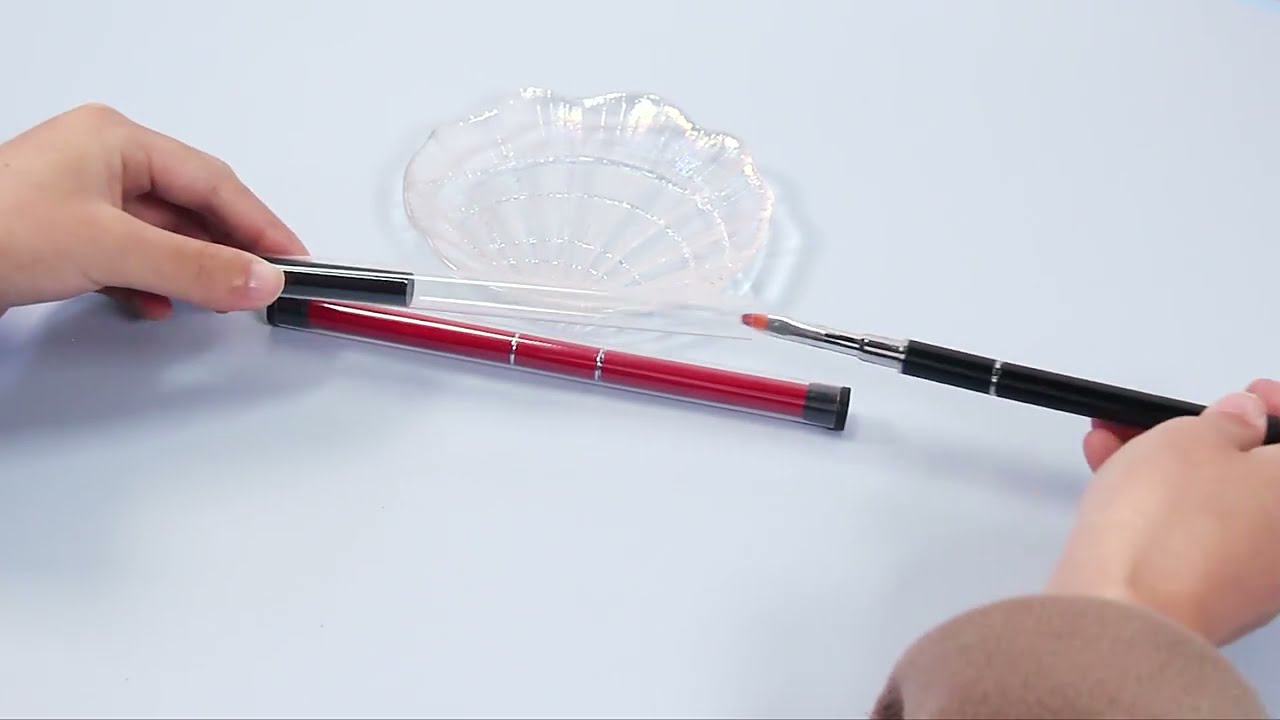 Black Metal Handle Double Ended Oval Gel Brush With Scraper