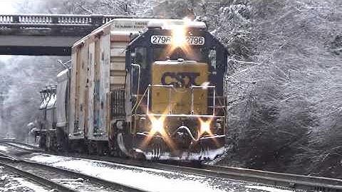 Snow! CSX GP38-2 2796 Leads Local M771 on 2/7/20