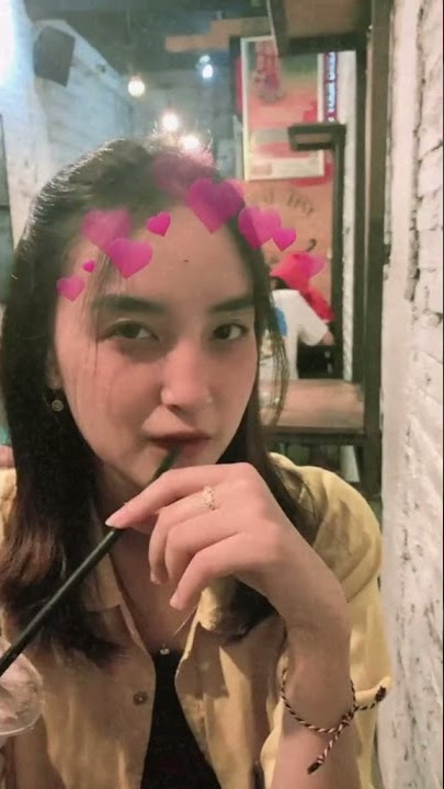 Story wa Mentahan halu nongkrong bareng cewe cantik, buat manasin mantan, prank temen.
