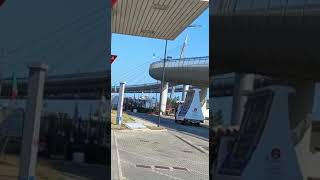 Pescara, con la macchina sul Ponte del Mare