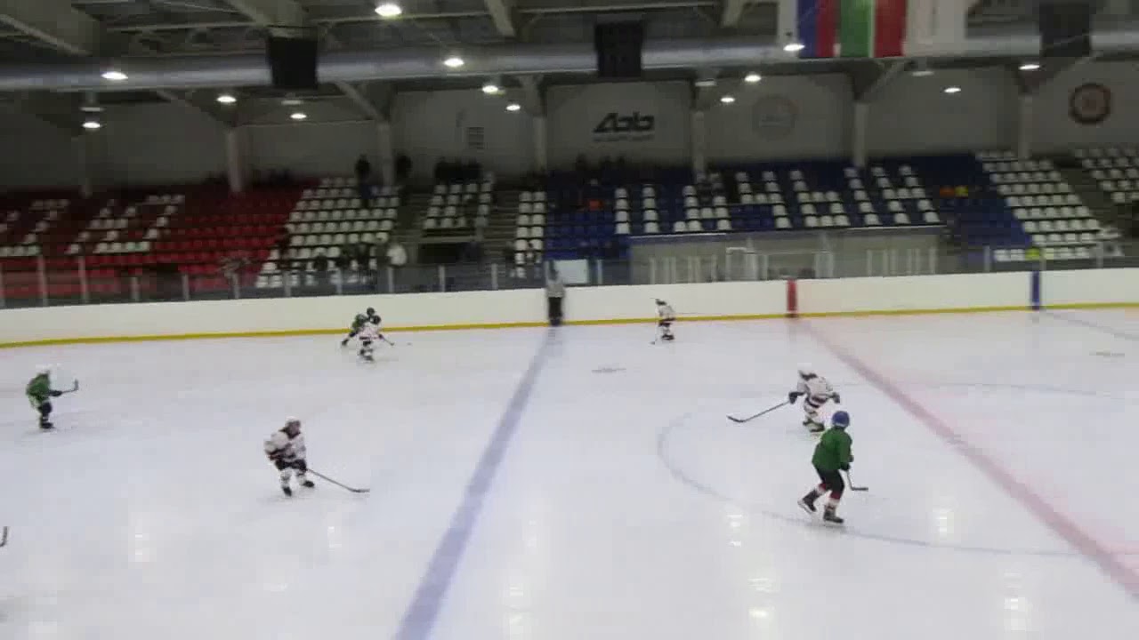 Ледовый дворец елабуга каток. Ледовый дворец азнакаево. Ледовый актаныш. Хк айсберг менделеевск. Актаныш спортивный комплекс батыр.