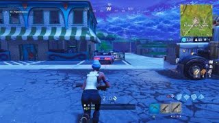 Fortnite [PS4] Season 3 - Wild Gargoyle Hunts Helpless Victim through Wailing Woods!